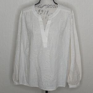 Universal Thread Eyelet Seashell Top Size XL